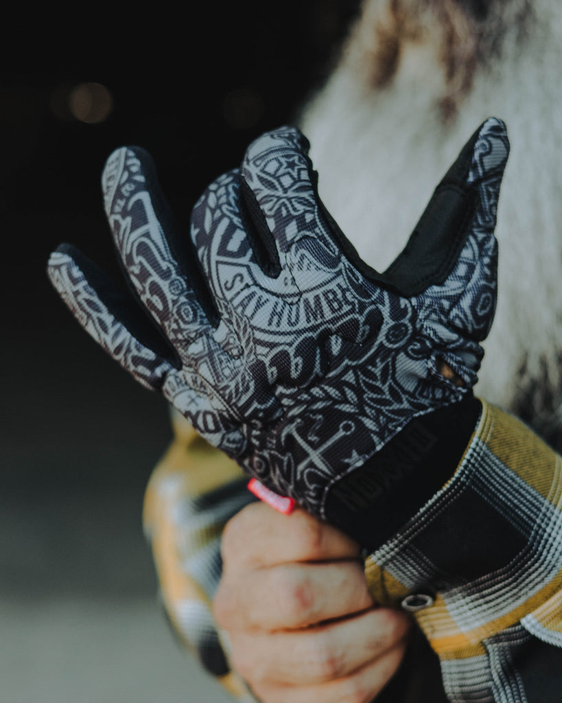 Holeshot Moto Gloves - Yeww! - Dixxon Flannel Co.