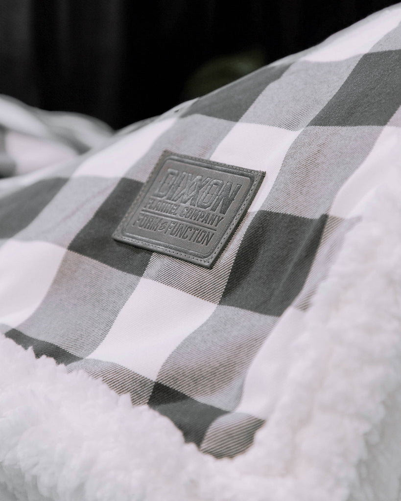 Pinnacle Flannel Sherpa Blanket - Dixxon Flannel Co.